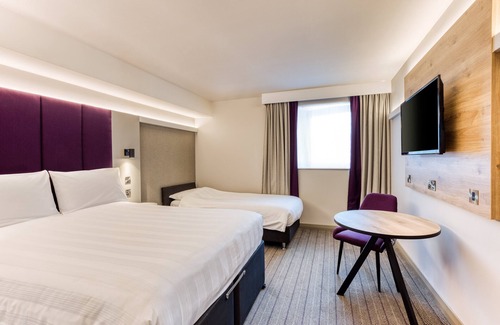 Leamington Spa Hotel | Premier Inn Leamington Spa Town Centre