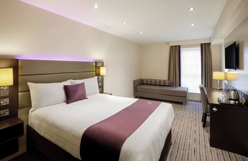 Great Witcombe Hotel | Premier Inn Gloucester - Little Witcombe