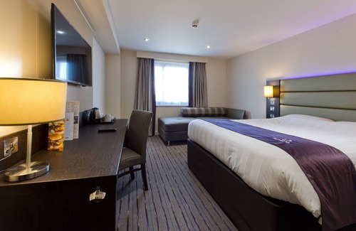 Gloucester Hotel | Premier Inn Gloucester - Quayside