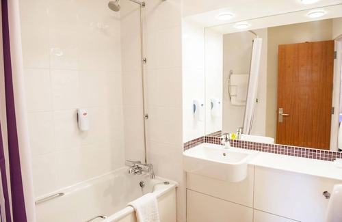 Ipswich Hotel | Premier Inn Ipswich - Chantry Park