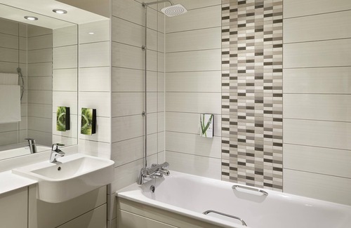 Ipswich Hotel | Premier Inn Ipswich South East