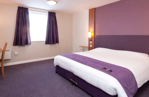 Woolsington Hotel | Premier Inn Newcastle Airport - South