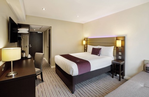 Milton Hotel | Premier Inn Oxford South - Didcot