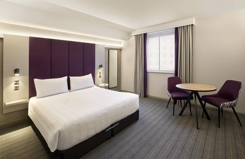 Tamworth Hotel | Premier Inn Tamworth South