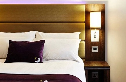 Heswall Hotel | Premier Inn Wirral - Heswall