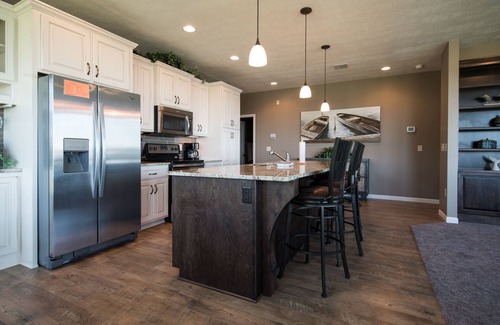 Spirit Lake Condo | Premier Lakefront East Lake Okoboji Condo - Bridges Bay Resort