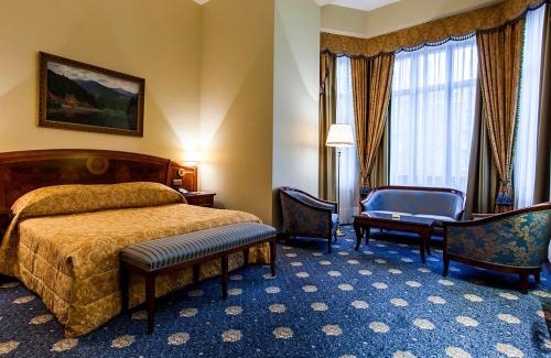 Besarabka Hotel | Premier Palace Hotel Kyiv