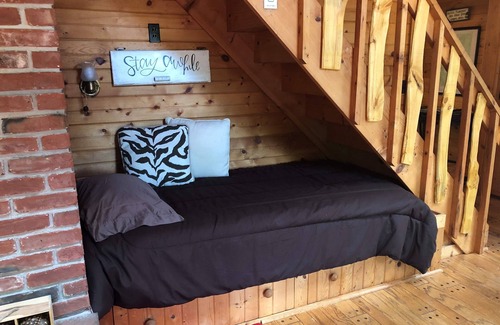 Baldwin Cabin | Premier, Secluded Lodge - Great Getaway Retreat!