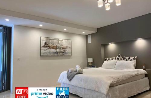 Putney Apartment | Premier Studio, short drive to Olympic Park & Parklands