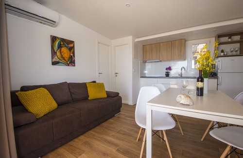 Ugljan House | Premium 2 Bedroom Mobile Homes at Camping Ugljan Resort