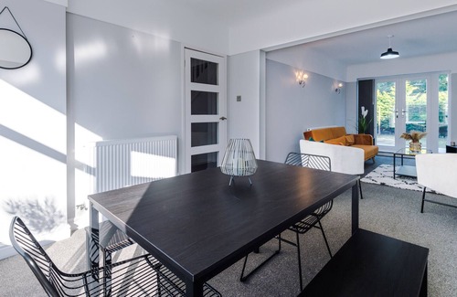 Wirral House | Premium 3 bed detached house - Bromborough - Wirral