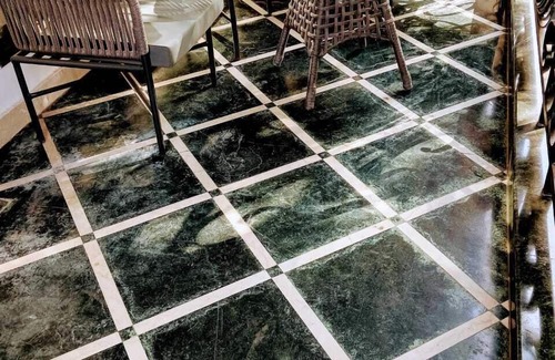 Hauz Khas Apartment | Premium 3-bedroom apartment with Air purifiers, AC, WiFi in Green Park Delhi