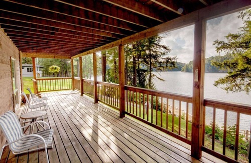 Seguin Cabin | Premium 3 Bedroom Cottage