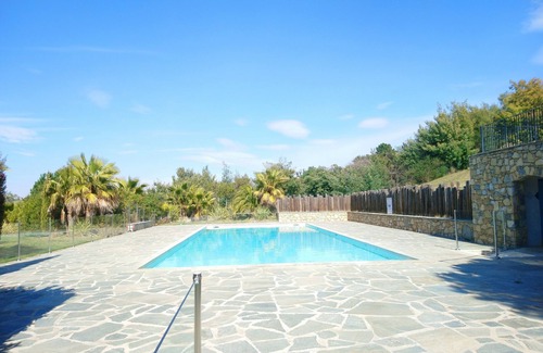 La Croix-Valmer Apartment | Premium air conditioned 2 bedroom apartment in secure residence with swimming pool