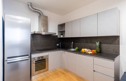 Vysocany Apartment | Premium apartments near park Prague