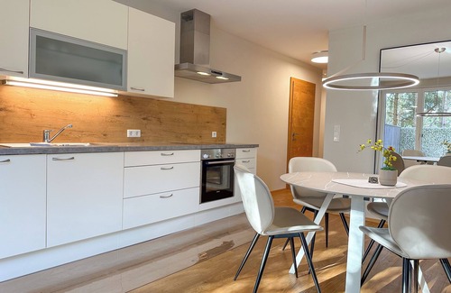 Seekirchen Markt Apartment | Premium Apartment ONE: Your retreat with exclusive flair and private terrace