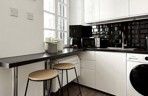 Gibraltar Apartment | Premium City Centre Apartment with Private Balcony