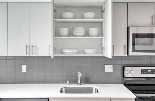 Columbia City Apartment | Premium Columbia City Studio w/ W/D & Gym, near Light Rail, by Blueground