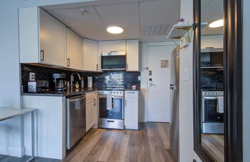 Southwest Orlando Resort | Premium Condos near Universal Studios