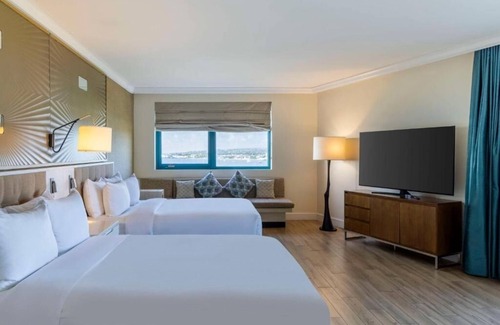 Garrison Historic Area Hotel | Premium Corner Room 2 Double Beds