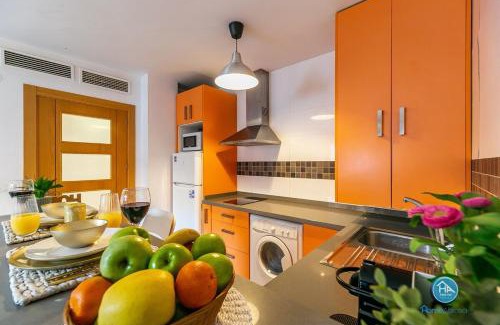 Bailen-Miraflores Apartment | Premium Executive Apartment with prepaid Parking - Malaga Center