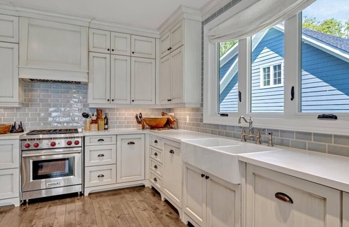 Marmora Cottage | Premium family lakefront escape; 2 cottages, sandy shoreline, hot tub and more!