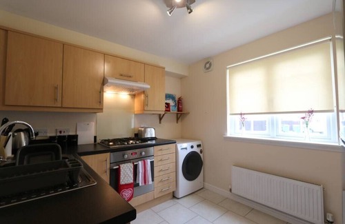 Duloch Apartment | Premium ground floor 2 bedroom apartment - Fast WiFi