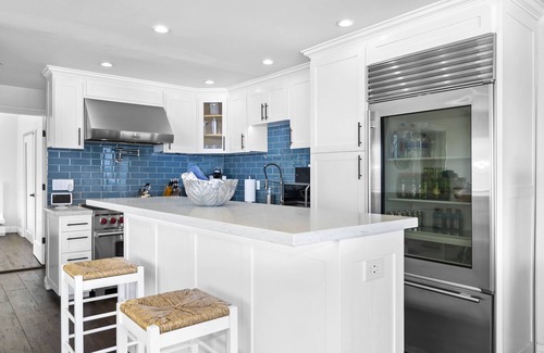 Central Malibu Condo | Premium High Tech Malibu Road Beach House 5 Stars