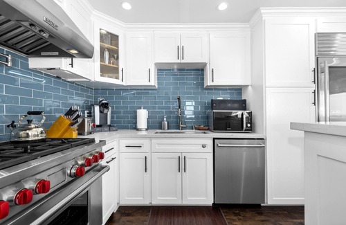 Central Malibu Condo | Premium High Tech Malibu Road Beach House 5 Stars