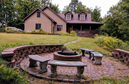 Rusk County Cabin | Premium Home On 600+ Private Wooded Acres W Private Lake Access On Scenic Hill