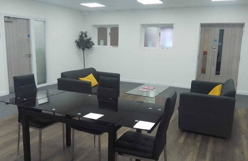 Castleford Apartment | Premium Inn Apartments