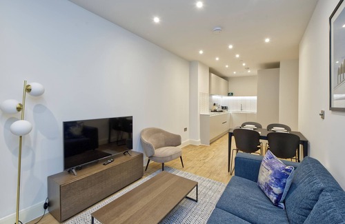 Whittington Apartment | Premium Living in the Heart of Colindale