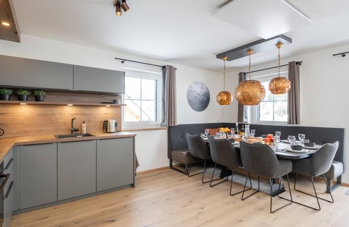 Donnersbachwald Ski Chalet | Premium lodge with large wellness area