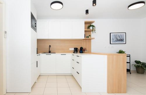 Seca Apartment | Premium Marina Apartments with Sea View by Locap Group