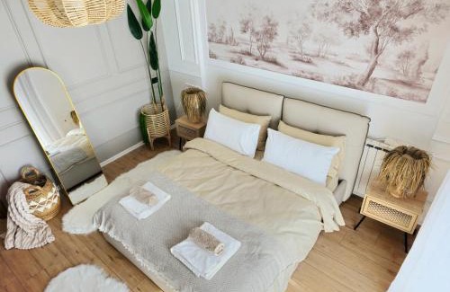 Durres Apartment | Premium , Marina , Center , Beachfront