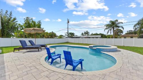 Jensen Beach House | Premium Modern Pool Home- 1 Mile to Downtown & 3 Miles to Beaches