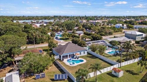 Jensen Beach House | Premium Modern Pool Home- 1 Mile to Downtown & 3 Miles to Beaches