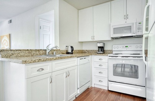 Morse Park Apartment | Premium Sunnyvale 1BR w/Pool, W/D & Gym, walk to Google, by Blueground