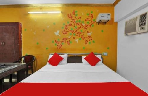 Charbagh Hotel | PREMIUM THE BEST HOTEL Near Railway Station - Wifi and Fully Air Conditioning Room - Prime Location - Room Service and Excellent Customer Service Awarded