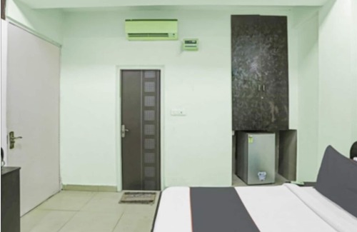 Lajpat Nagar Bed & Breakfast | premium villa 2