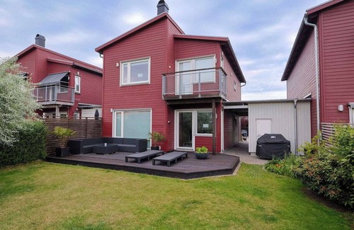Lassby House | - Premium Workers Villa - 3BR - 2 Baths - All-Inc-