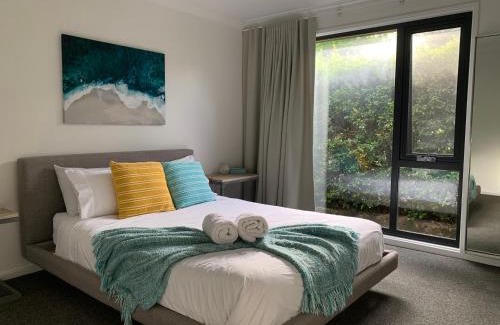 St. Georges Basin House | Premium Waterfront - Jervis Bay Area