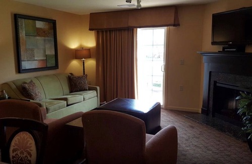 Williamsburg House | Premium Willliamsburg Rental Vacation - Unit 1 Fri, 7/1 to Fri, 7/8 dates fixed