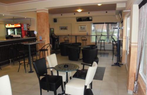 Velika Hotel | Prenociste Denis