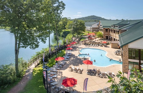 Roanoke Apartment | Pres Suite | 2BR+2BA+Kit | No Hidden Fees