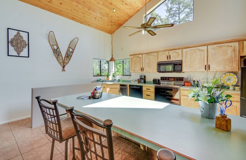 Prescott Cabin | Prescott Cabin Rental: Game Room & Mountain Views!