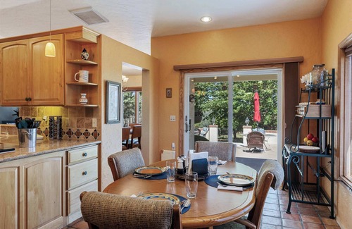 Dewey House | Prescott Golf Oasis Upscale Dog-Friendly Home