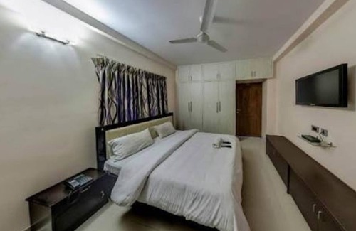 Vizianagaram House | Present At The Centre Of The Town With All Amenities Near By