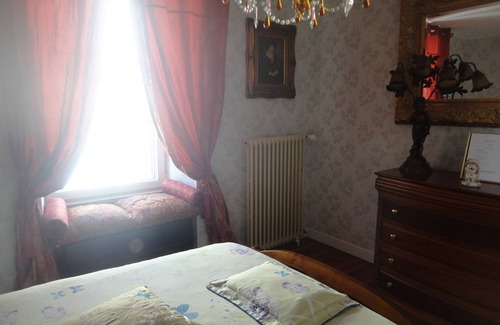Rosporden House | Presentation of the Host, the environment, and your suite "Ti Trianon"