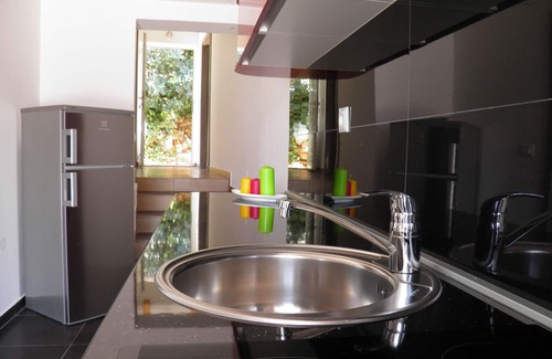 Kolocep Island Apartment | President apartment surrounded by ancient walls, two meters from the sea